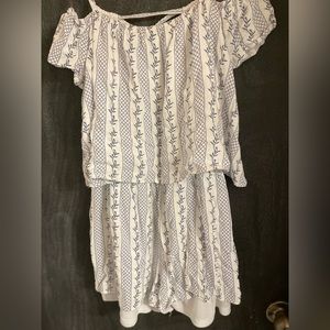 Charlotte Russe Cold Shoulder White and Blue Romper with Small Open Back Part